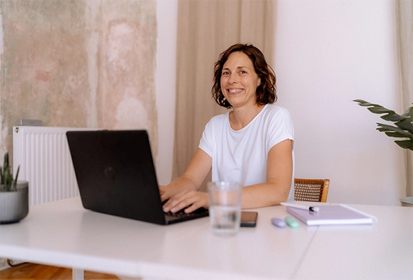 Claudia Görög Doppelte Buchhaltung und IT Consulting